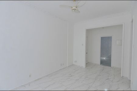 Apartamento à venda com 70m², 2 quartos e sem vaga Apartamento à venda com 70m², 2 quartos e sem vagaSala
