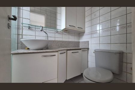 Apartamento à venda com 72m², 2 quartos e 1 vagaBanheiro da suíte