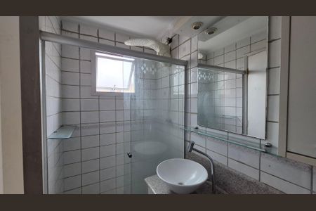 Apartamento à venda com 72m², 2 quartos e 1 vagaBanheiro da suíte