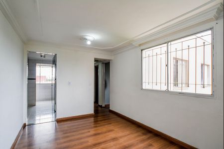 Sala de apartamento para alugar com 2 quartos, 54m² em Jardim Alvorada, Santo André