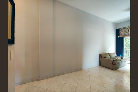 Sala de apartamento à venda com 2 quartos, 80m² em Grajaú, Rio de Janeiro