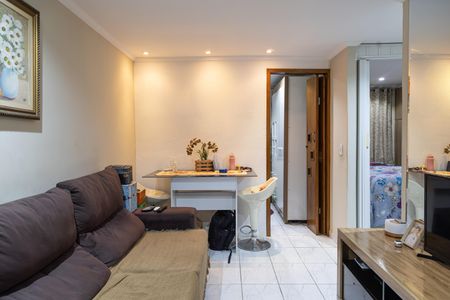 Sala de apartamento à venda com 2 quartos, 40m² em Conjunto Residencial José Bonifácio, São Paulo