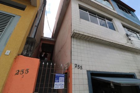 Casa para alugar com 52m², 1 quarto e sem vagaFachada