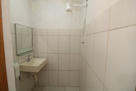 Casa para alugar com 52m², 1 quarto e sem vagaBanheiro