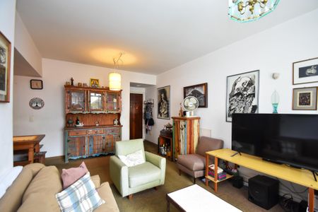 Apartamento à venda com 96m², 2 quartos e sem vagaSala de estar