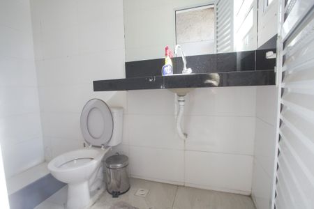 Casa à venda com 160m², 3 quartos e 5 vagasBanheiro de serviço
