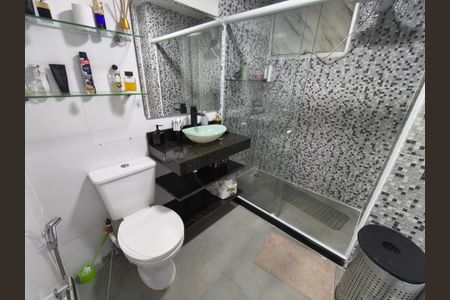 Apartamento à venda com 50m², 2 quartos e 1 vagaBanheiro Social
