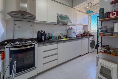 Cozinha e Área de Serviço de apartamento à venda com 2 quartos, 75m² em Castelo, Belo Horizonte