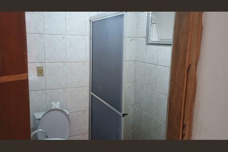 Banheiro de apartamento à venda com 2 quartos, 56m² em Fazenda da Juta, São Paulo