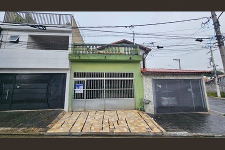 Casa à venda com 150m², 5 quartos e 2 vagasFachada