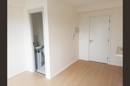 Apartamento para alugar com 20m², 1 quarto e sem vagaDetalhe - Quarto e Cozinha