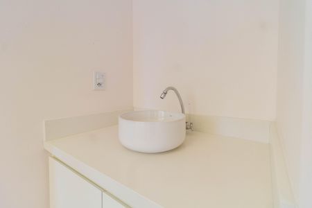 Apartamento para alugar com 34m², 2 quartos e sem vagaBanheiro