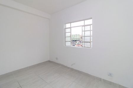 Quarto de casa para alugar com 1 quarto, 12m² em Jardim Clarice, São Paulo