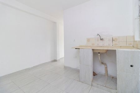 Sala/Cozinha de casa para alugar com 1 quarto, 12m² em Jardim Clarice, São Paulo
