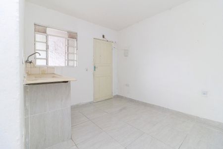 Sala/Cozinha de casa para alugar com 1 quarto, 12m² em Jardim Clarice, São Paulo