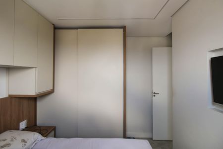 Quarto 1 de apartamento à venda com 2 quartos, 34m² em Vila Tolstoi, São Paulo