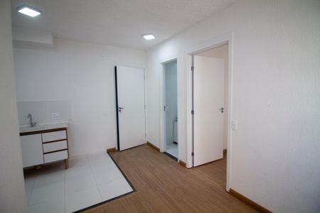 Sala de apartamento para alugar com 2 quartos, 32m² em Jardim Caravelas, São Paulo