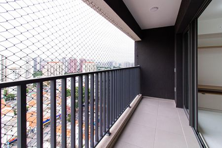 Varanda de kitnet/studio para alugar com 1 quarto, 33m² em Pompeia, São Paulo