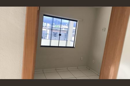 Sala de casa para alugar com 2 quartos, 70m² em Parque Santa Lucia, Duque de Caxias