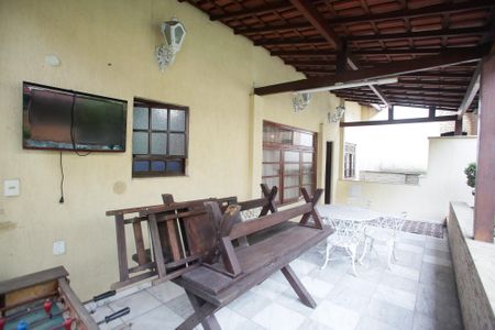 Casa para alugar com 400m², 4 quartos e 3 vagasVaranda dos Fundos