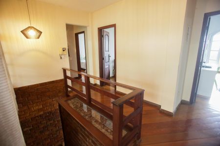Casa para alugar com 400m², 4 quartos e 3 vagasHall dos Quartos