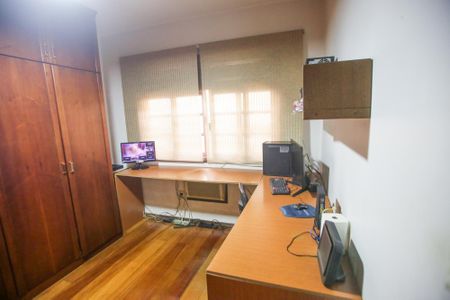 Casa para alugar com 400m², 4 quartos e 3 vagasQuarto 4