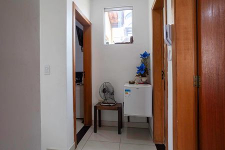 Casa de condomínio para alugar com 86m², 3 quartos e 1 vagaCorredor