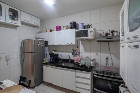 Casa de condomínio para alugar com 86m², 3 quartos e 1 vagaCozinha