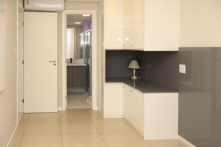 Apartamento para alugar com 71m², 2 quartos e 1 vagaQuarto