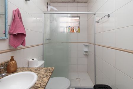 Casa de condomínio para alugar com 127m², 4 quartos e 1 vagaBanheiro Social