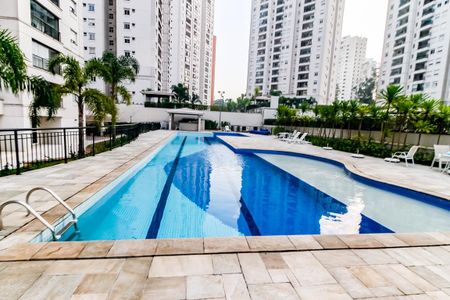 Apartamento à venda com 70m², 3 quartos e 1 vagaÁrea comum - Piscina