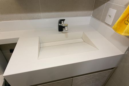 Apartamento à venda com 125m², 3 quartos e 2 vagas Apartamento à venda com 125m², 3 quartos e 2 vagasBanheiro da Suíte 1