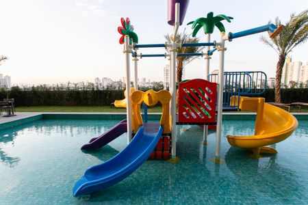 Apartamento à venda com 125m², 3 quartos e 2 vagas Apartamento à venda com 125m², 3 quartos e 2 vagasÁrea Comum