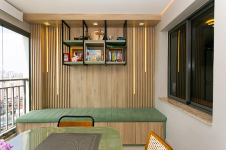 Apartamento à venda com 125m², 3 quartos e 2 vagas Apartamento à venda com 125m², 3 quartos e 2 vagasVaranda gourmet