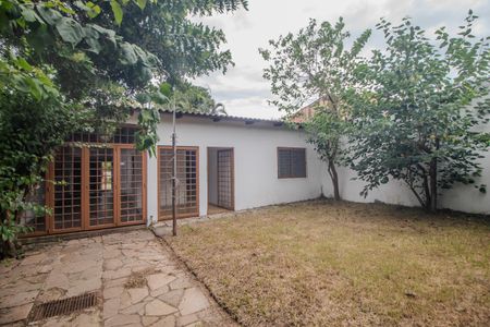 Casa para alugar com 240m², 3 quartos e 3 vagasQuintal