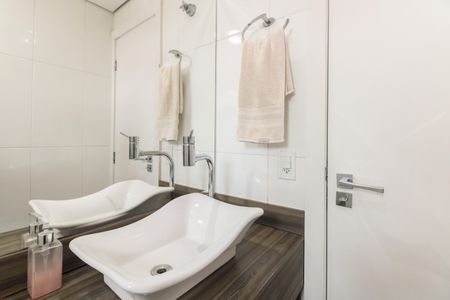 Apartamento à venda com 96m², 3 quartos e 3 vagasBanheiro Social 