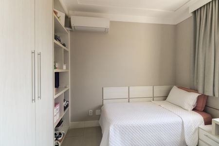 Apartamento à venda com 96m², 3 quartos e 3 vagasQuarto 2