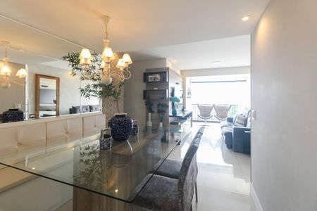 Apartamento à venda com 96m², 3 quartos e 3 vagasSala 