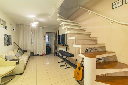 Casa à venda com 2 quartos, 99m² em Vila Guarani (zona Sul), São Paulo