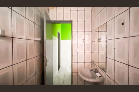 Banheiro  de casa para alugar com 1 quarto, 40m² em Parque Artur Alvim, São Paulo