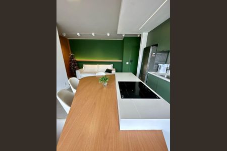 Apartamento à venda com 2 quartos, 60m² em Vila Romana, São Paulo