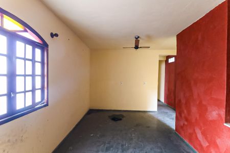 Sala de casa para alugar com 2 quartos, 100m² em Pilares, Rio de Janeiro