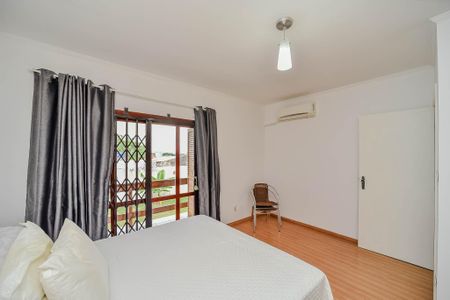 Casa à venda com 265m², 3 quartos e 4 vagas Casa à venda com 265m², 3 quartos e 4 vagasQuarto 2