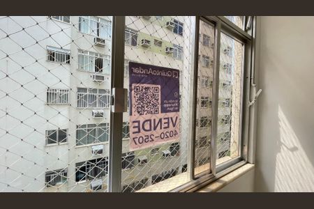 Apartamento à venda com 60m², 2 quartos e 1 vagaPlaquinha