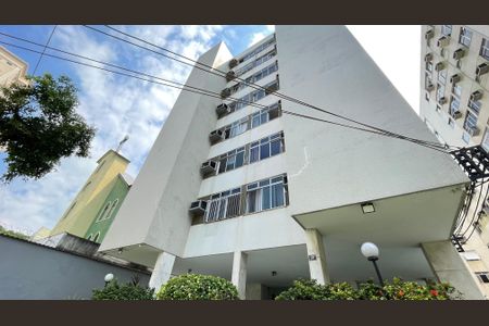 Apartamento à venda com 60m², 2 quartos e 1 vagaFachada
