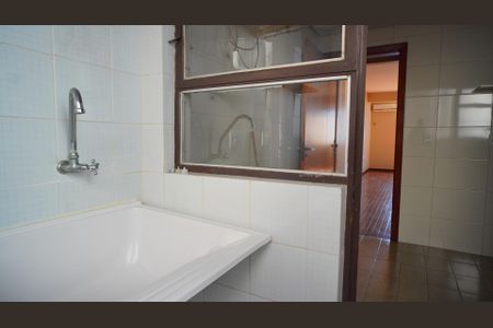 Apartamento à venda com 85m², 2 quartos e sem vaga Apartamento à venda com 85m², 2 quartos e sem vagaÁrea de Serviço