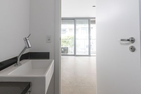 Studio à venda com 28m², 1 quarto e sem vaga Studio à venda com 28m², 1 quarto e sem vagaBanheiro