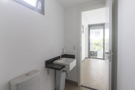 Studio à venda com 28m², 1 quarto e sem vaga Studio à venda com 28m², 1 quarto e sem vagaBanheiro