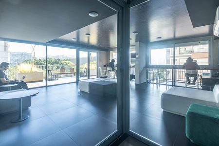 Studio à venda com 28m², 1 quarto e sem vaga Studio à venda com 28m², 1 quarto e sem vagaCOWORK