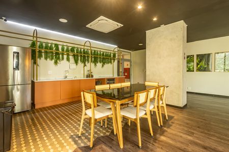 Studio à venda com 28m², 1 quarto e sem vaga Studio à venda com 28m², 1 quarto e sem vagaÁrea comum - Salão de festas